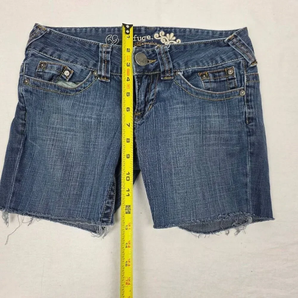 Refuge Premium Denim Shorts Womens 5